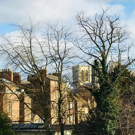 Airden House 4* York