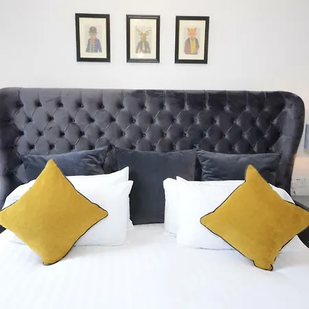 בית הארחה Airden House 4*